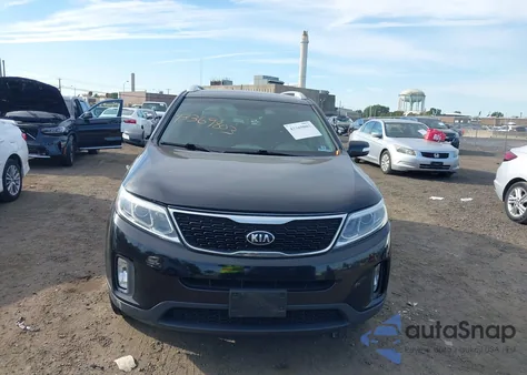 2014 Kia Sorento Lx z USA, uszkodzony, nr VIN 5XYKTCA63EG544224